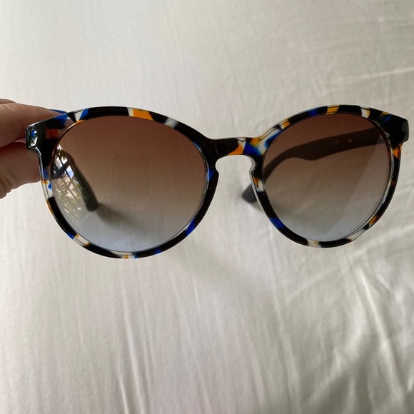 BCBG Maxazria sunglasses. Used in good condition. - Picture 3 of 6